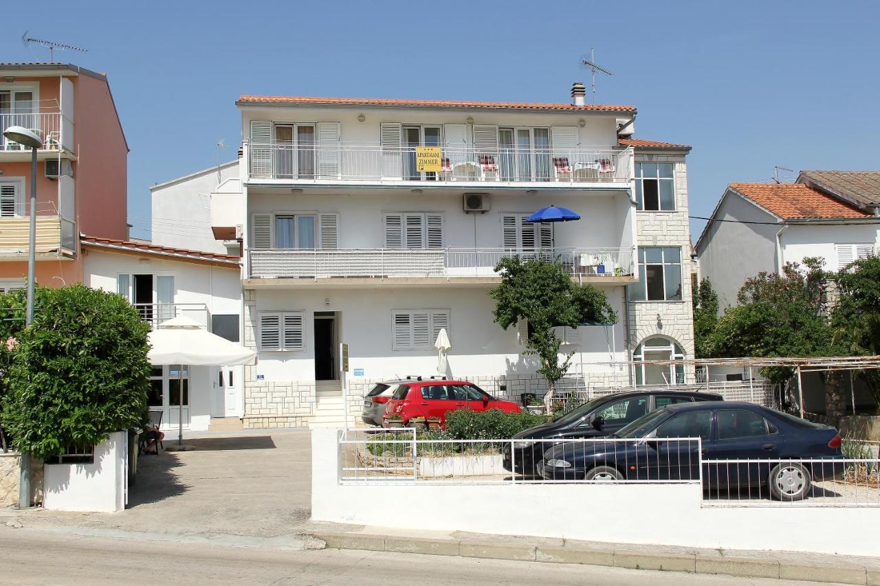 Apartmani Ljubo Primošten Εξωτερικό φωτογραφία