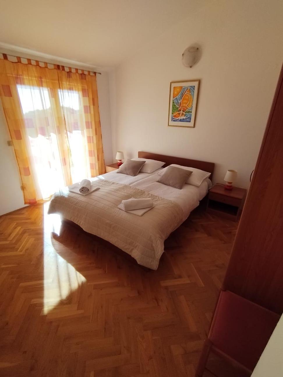 Apartmani Ljubo Primošten Εξωτερικό φωτογραφία