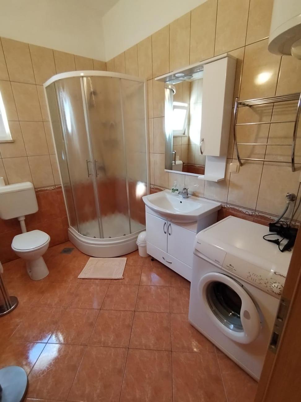 Apartmani Ljubo Primošten Εξωτερικό φωτογραφία